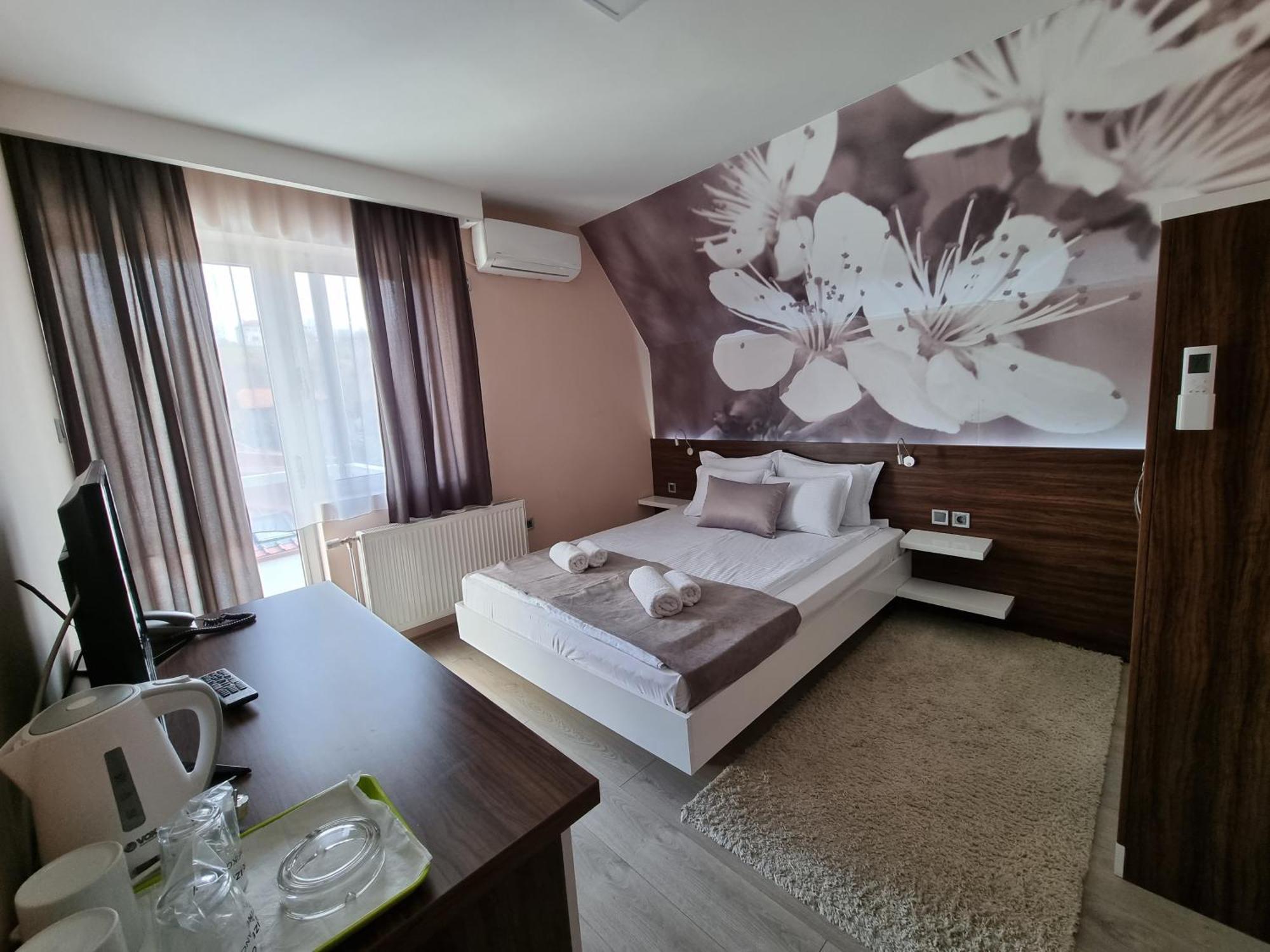 Garni Hotel Nis City View 외부 사진